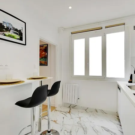 Apartman Charming And Cozy At Parc Des Buttes Chaumont